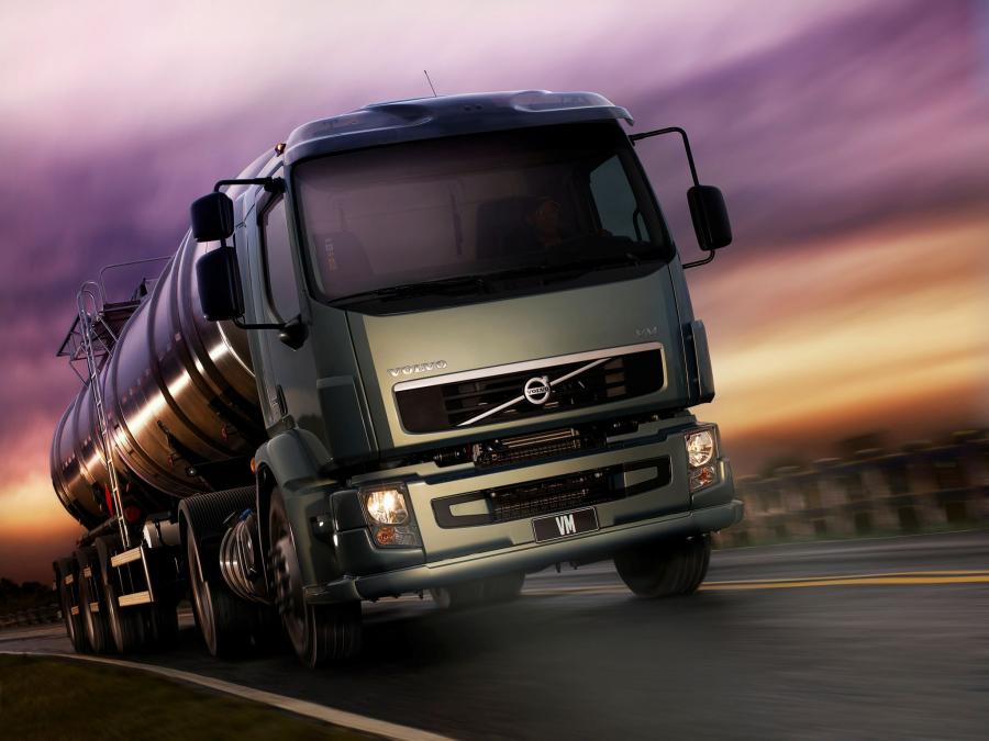  Volvo VM 330 4x2 Tractor 2012 года  (фото 15 из 15)